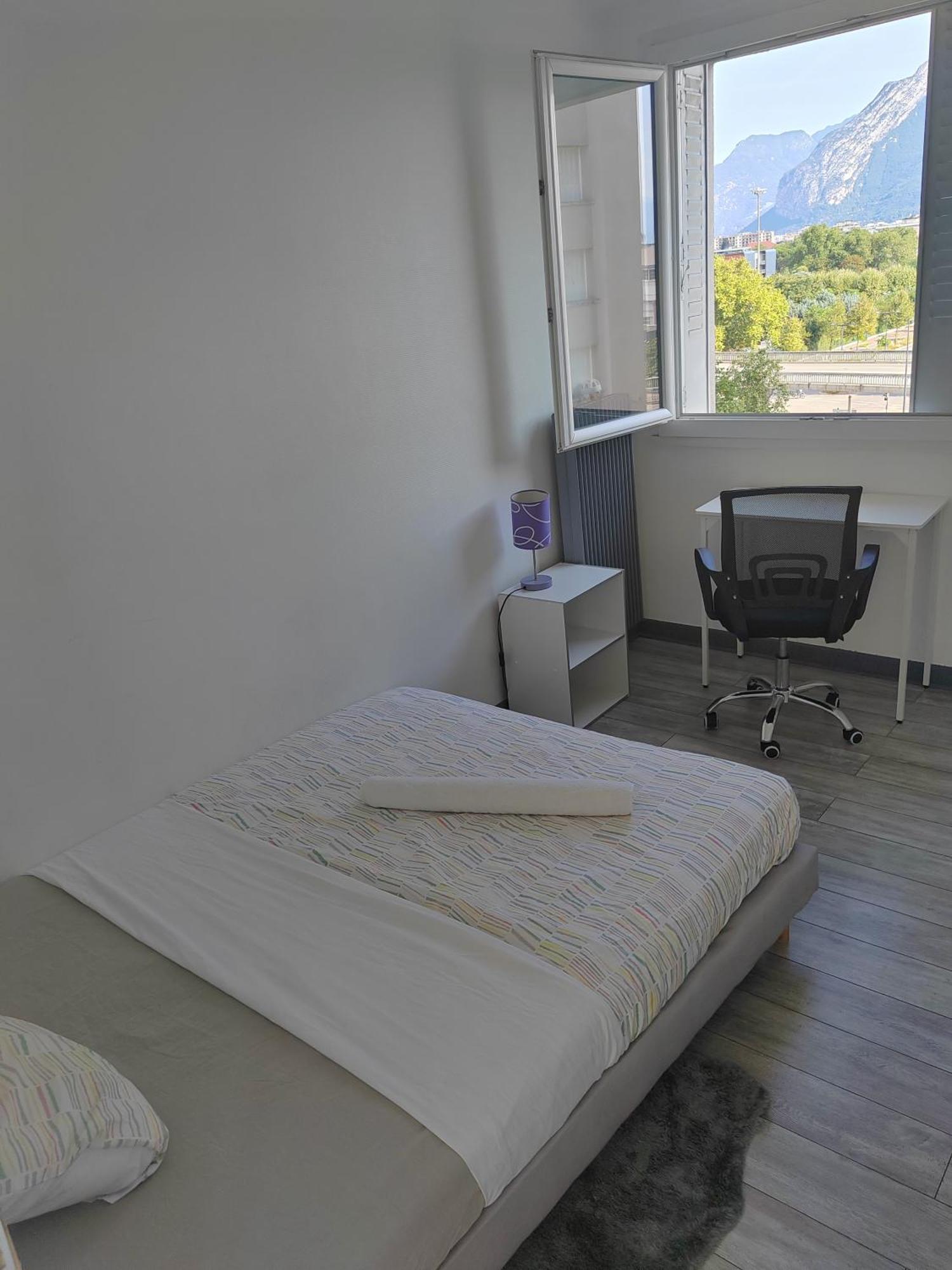 Une Chambre Dans Appartement Partage, Grenoble A 8 Min Du Centre-Ville Екстер'єр фото